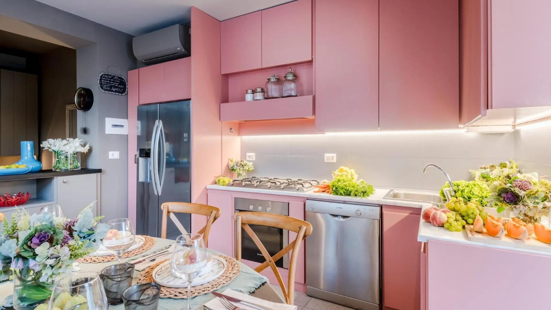 Gemma Imperiale 3 Bedrooms Apartment With Terrace In Viareggio 0*,  Italy